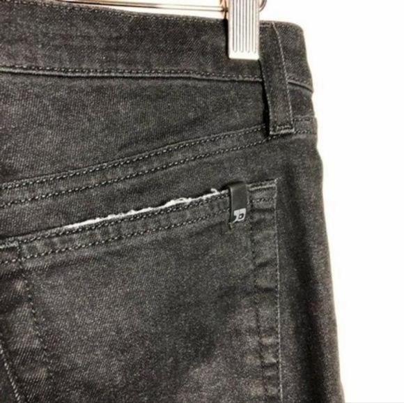 Joe's Jeans Finn Skinny Mid-Rise Distressed Raw Hem Elden Black Wash size 30 - Picture 7 of 12